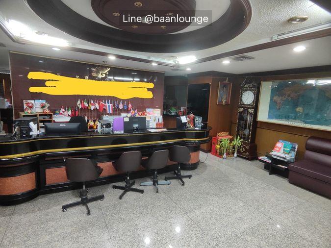 picture Phayathai Plaza near BTS Phaya Thai and Airport Link Ratchathewi. - 10/11