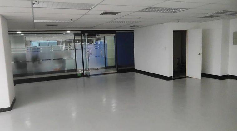 picture Phayathai Plaza near BTS Phaya Thai and Airport Link Ratchathewi.     Size 167 sq m - 10/11