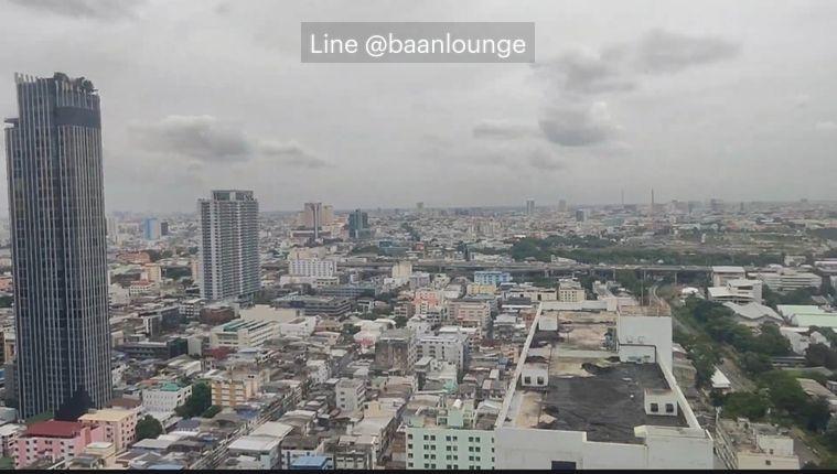 picture Phayathai Plaza near BTS Phaya Thai and Airport Link Ratchathewi. Size 167 sq m - 1/11