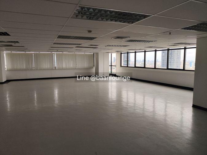 picture Phayathai Plaza near BTS Phaya Thai and Airport Link Ratchathewi. Size 167 sq m - 4/11