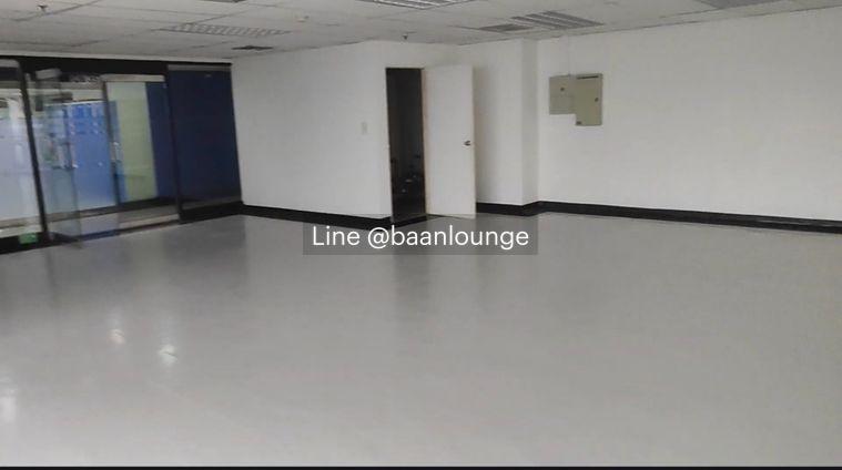 picture Phayathai Plaza near BTS Phaya Thai and Airport Link Ratchathewi. Size 167 sq m - 5/11
