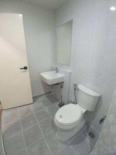 picture Pet friendly house for rent Baan Klang Muang Sri Nakarin-On Nut, Soi Onnut 70/1 (Rt-01) - 30/31