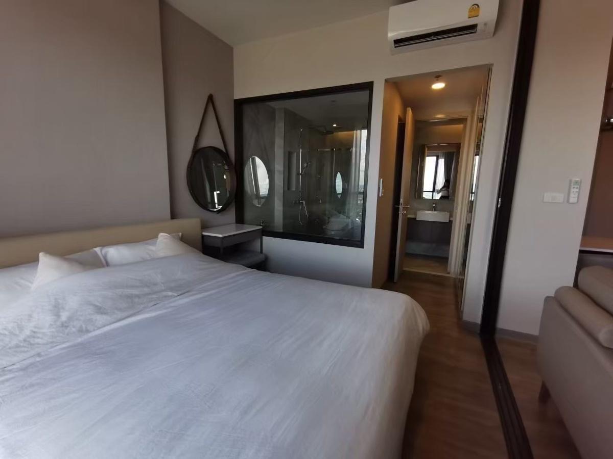 รูป ให้เช่า : Keen condo - 1 Bed ชั้น 35 (35 ตรม.) วิวภูเขา - ใกล้ห้างโรบินสันศรีราชา - รูปที่ 9/15