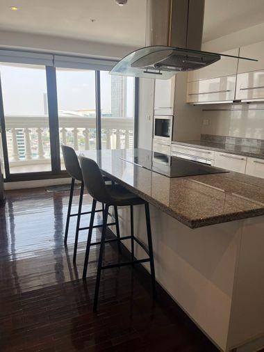 picture Penthouses at State Tower Condominium    2 bedrooms, 2 bathrooms - 14/21