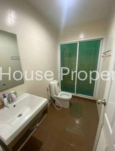 picture Second-hand semi-detached house, Bang Phra, Manirin Village Project, Bang Phra, Chonburi - 15/19