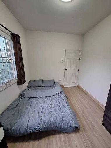 picture Second-hand semi-detached house, Bang Phra, Manirin Village Project, Bang Phra, Chonburi - 9/19