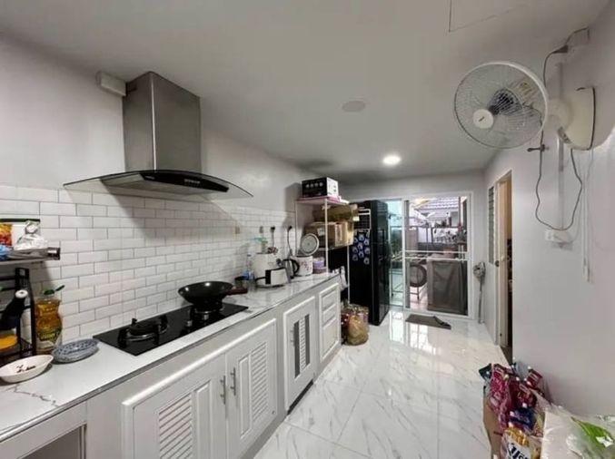 picture Beautiful second-hand house for sale, Grand Valley project, Liang Nong Mon, Chonburi - 14/17