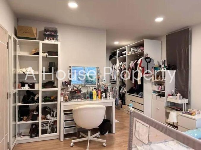 picture Beautiful second-hand house for sale, Grand Valley project, Liang Nong Mon, Chonburi - 9/17