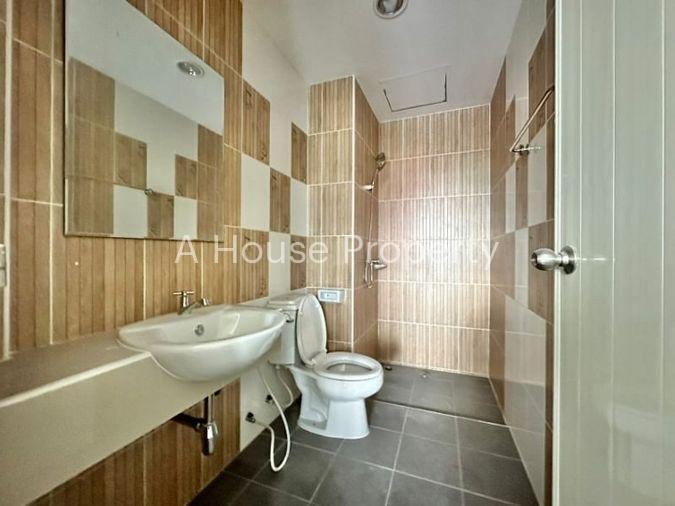 รูป ขายอาคารพาณิชย์ 4 ชั้น ติดกับถนนหลัก ใกล้สวนเสือศรีราชา - รูปที่ 14/20