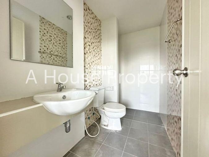 รูป ขายอาคารพาณิชย์ 4 ชั้น ติดกับถนนหลัก ใกล้สวนเสือศรีราชา - รูปที่ 18/20