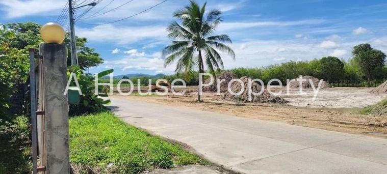 picture Land with buildings, Huai Klum, Bang Phra, Sriracha, Chonburi - 4/9