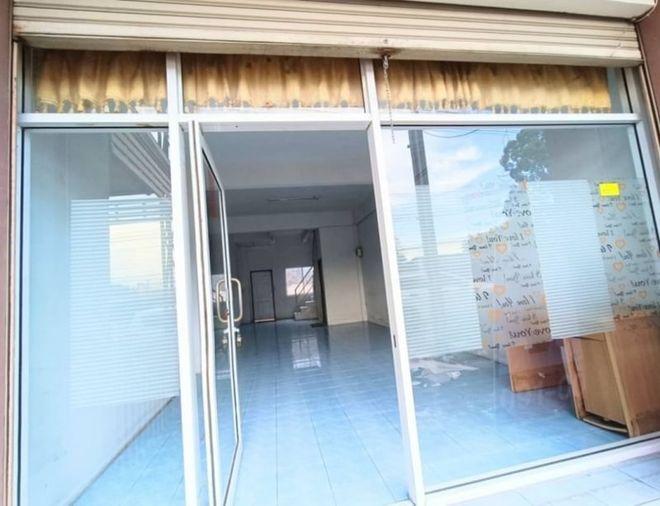 picture Second-hand 3-storey commercial building on the road, Sriracha Tiger Zoo line - 17/17