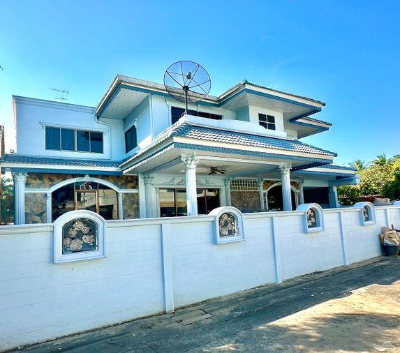 picture House for rent Soi Borommaratchachonnani 77 - 3/49