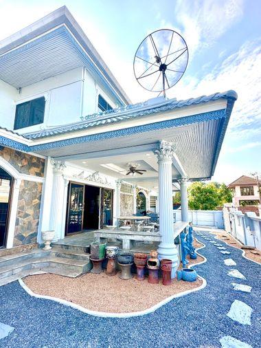 picture House for rent Soi Borommaratchachonnani 77 - 8/49