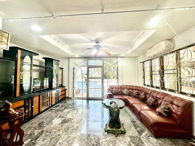 picture House for rent Soi Borommaratchachonnani 77 - 29/49