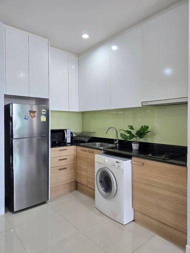 picture Circle Condo, Type : 2 Bed 2 bath  - 16/19