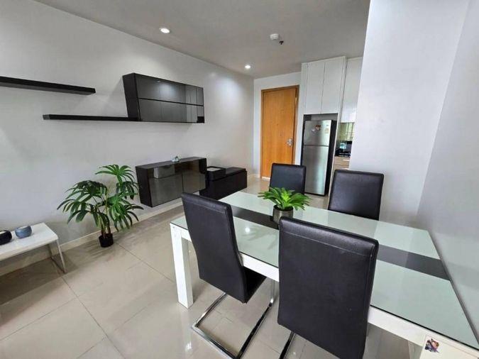 picture Circle Condo, Type : 2 Bed 2 bath  - 13/19