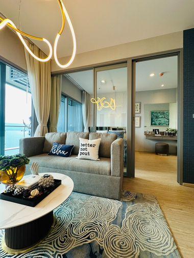 picture Urgent Sale The Symphony - 1 bed - Beachfront Condo with private beach, paradise for relaxation - 1/15