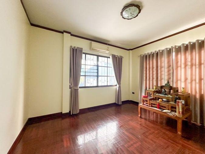 รูป ขายบ้านเดี่ยวมือสอง โครงการคันทรีโฮม 2 สุรศักดิ์ ศรีราชา ชลบุรี  - รูปที่ 13/14
