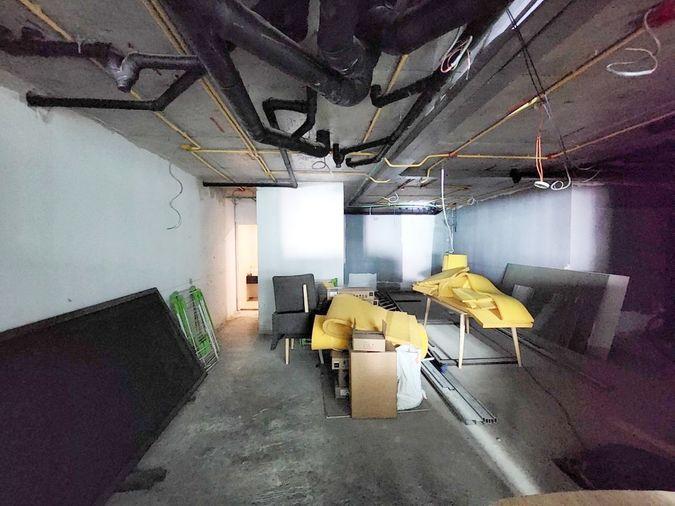 picture Commercial space for rent, Soi Sukhumvit 25, near BTS Asoke, suitable for shops, offices - 1/5
