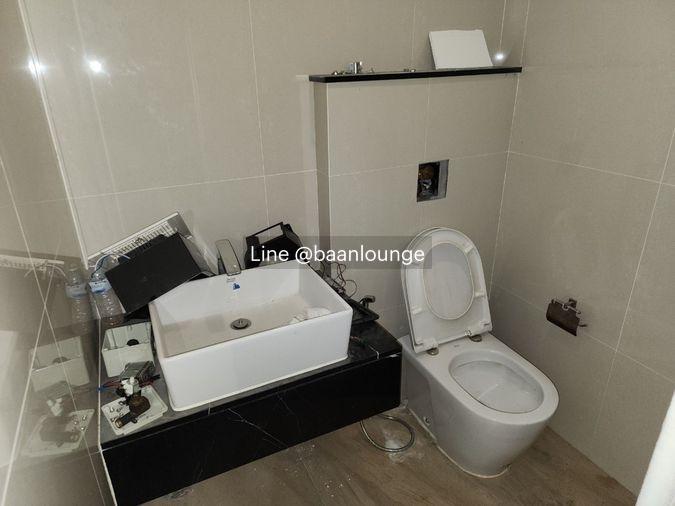 picture Commercial space for rent, Soi Sukhumvit 25, near BTS Asoke, suitable for shops, offices - 2/5