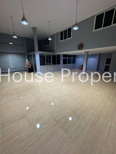 picture Second-hand 3-storey commercial building on Sukprayoon Road, Road No. 315, Chonburi - 3/13