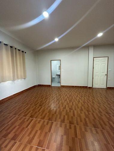 รูป ขายบ้านแฝดศรีราชา โซนเก้ากิโล ใกล้บ้านเอื้ออาทร ศรีราชา  - รูปที่ 18/20