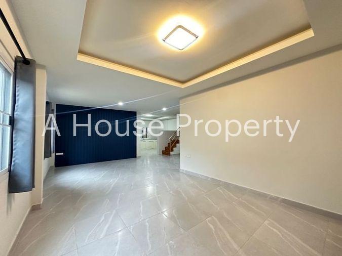 รูป ขายบ้านแฝดศรีราชา โซนเก้ากิโล ใกล้บ้านเอื้ออาทร ศรีราชา - รูปที่ 2/20