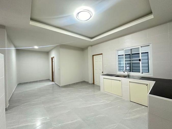 รูป ขายบ้านแฝดศรีราชา โซนเก้ากิโล ใกล้บ้านเอื้ออาทร ศรีราชา  - รูปที่ 5/20
