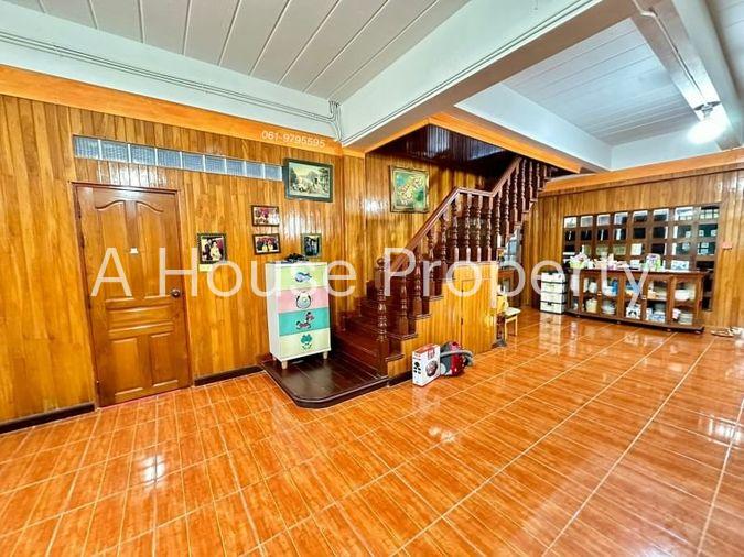 picture Bang Phra land, beautiful plot with buildings, near Bang Phra beach - 8/18