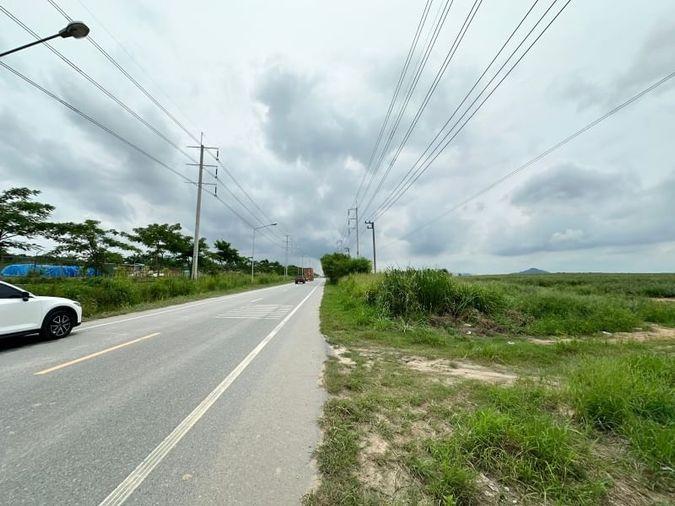 picture Beautiful plot of land, good location, on the main road, Nong Suea Chang, Nong Yai - 11/15