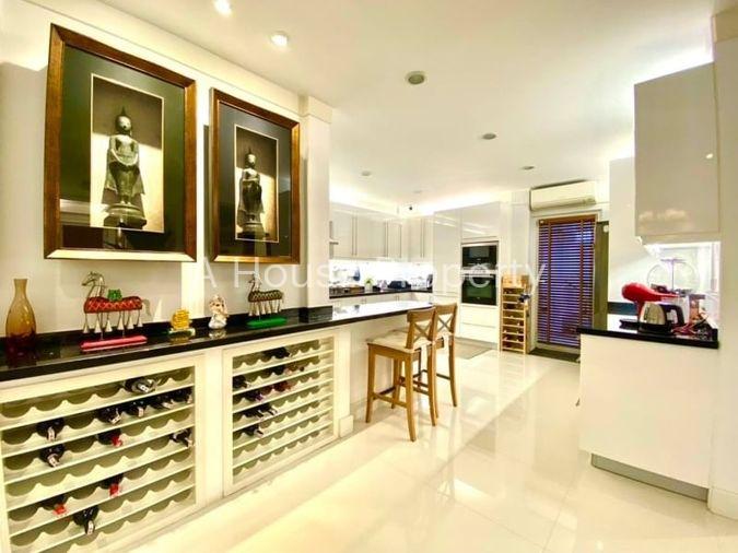 รูป บ้านเดี่ยวสุดหรู มือสอง โซนศรีราชา ใจกลางเมือง ออฟชั่นครบ - รูปที่ 5/13