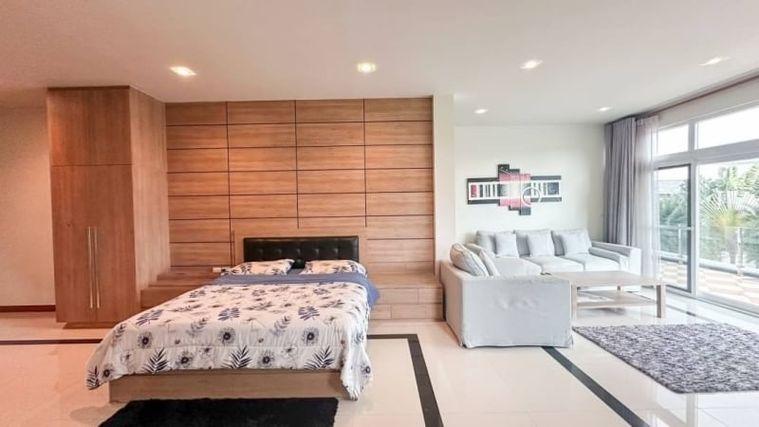 รูป บ้านพลูวิลล่าพัทยา หลังใหญ่ สุดหรู ทำเลดี ใกล้อ่างเก็บน้ำมาบประชัน  - รูปที่ 8/19