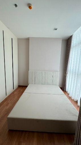 picture  The Coast condominium - 39th Floor (Penthouse)  - 5/9
