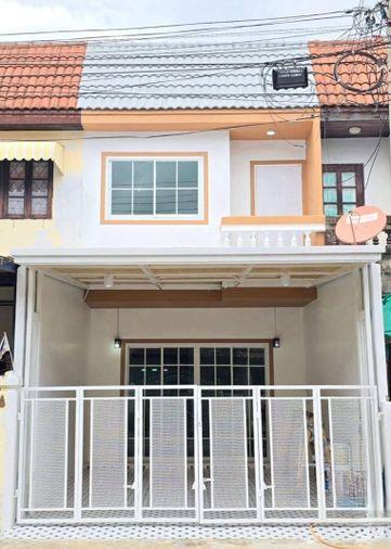 รูป    A67-068✨ ขายทาวน์โฮม 2 ชั้น หมู่บ้านบัวทอง2  ติดถนนกาญจนาภิเษก  ใกล้เซ็นทรัลเวสต์เกต พร้อมอยู่✨ - รูปที่ 2/16