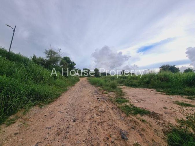 รูป ขายที่ดินแปลงสวย พันเสด็จ บ่อวิน ศรีราชา ทำเลดี ผังสีม่วง - รูปที่ 7/10