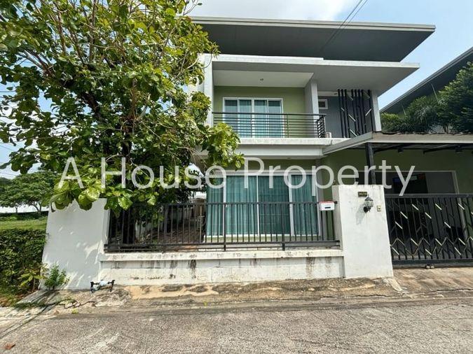 picture Second-hand detached house, The Season Valley 1 project, Sriracha, Chonburi - 1/20