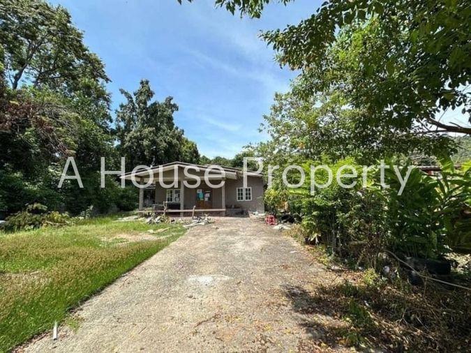 picture Beautiful plot of land with buildings, located on a public road, near Khao Taeng On Temple - 3/9