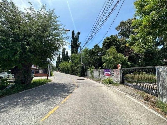 picture Beautiful plot of land with buildings, located on a public road, near Khao Taeng On Temple - 9/9