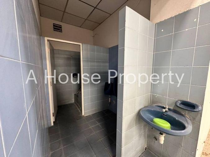 picture Warehouse for sale, office, Pattaya zone, along the railway, Bang Lamung, Chonburi - 10/18
