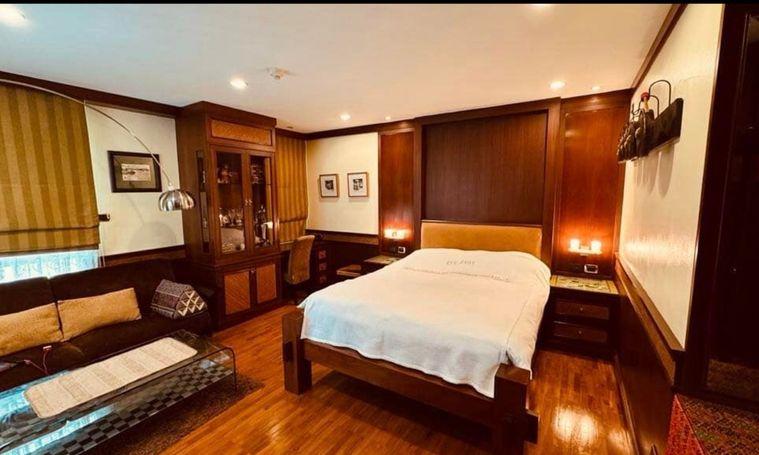 picture for rent Baan Siri Sathorn. Studio 37sqm. Line id: @pfagent - 1/5