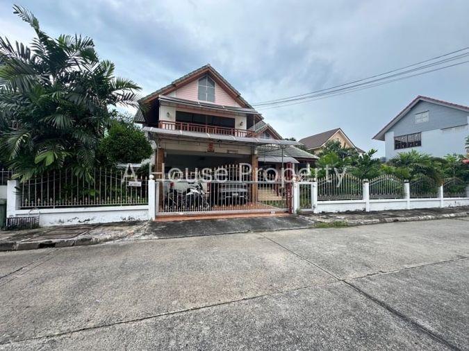 รูป บ้านเดี่ยวมือสอง หลังใหญ่ โครงการคันทรีโฮม 1 ศรีราชา ชลบุรี - รูปที่ 1/20