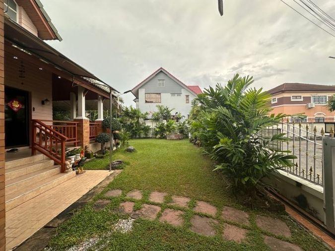 รูป บ้านเดี่ยวมือสอง หลังใหญ่ โครงการคันทรีโฮม 1 ศรีราชา ชลบุรี  - รูปที่ 3/20