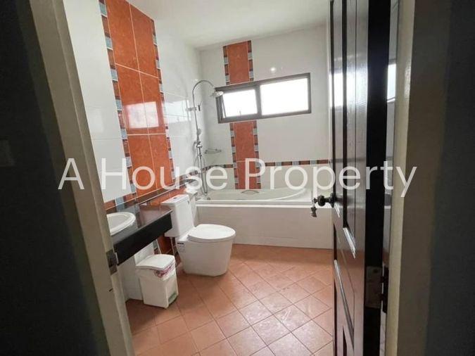 picture For sale: 2-storey detached house, Golden Park project, Surasak, Sriracha, Chonburi - 7/12