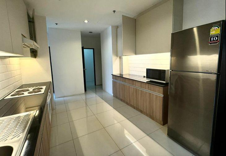 picture for rent Charoenjai Place Ekkamai12. 3bed 171sqm. Line id: @pfagent - 4/12