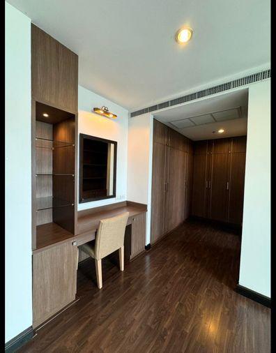 picture for rent Charoenjai Place Ekkamai12. 2bed 160sqm. Line id: @pfagent - 8/12