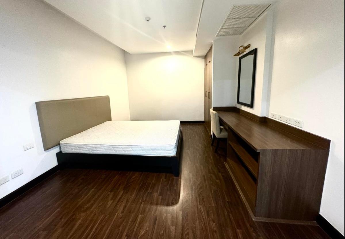 picture for rent Charoenjai Place Ekkamai12. 3bed 171sqm. Line id: @pfagent - 9/12