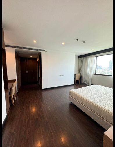 picture for rent Charoenjai Place Ekkamai12. 2bed 160sqm. Line id: @pfagent - 7/12