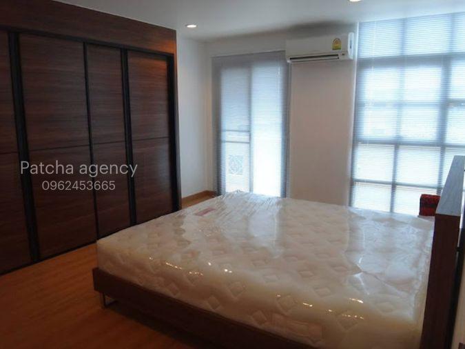 picture Silom Terrace. 2beds 99sqm. Line id: @pfagent - 7/11