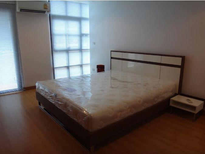 picture  Silom Terrace. 2beds 99sqm. Line id: @pfagent - 6/11